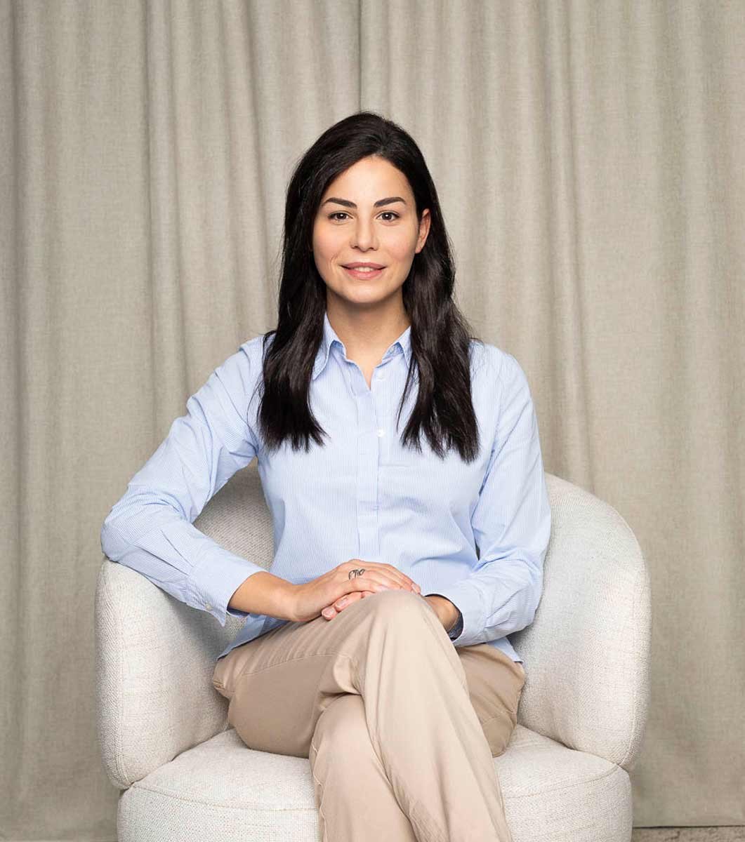 Saskya, Hypnotist in Montreal