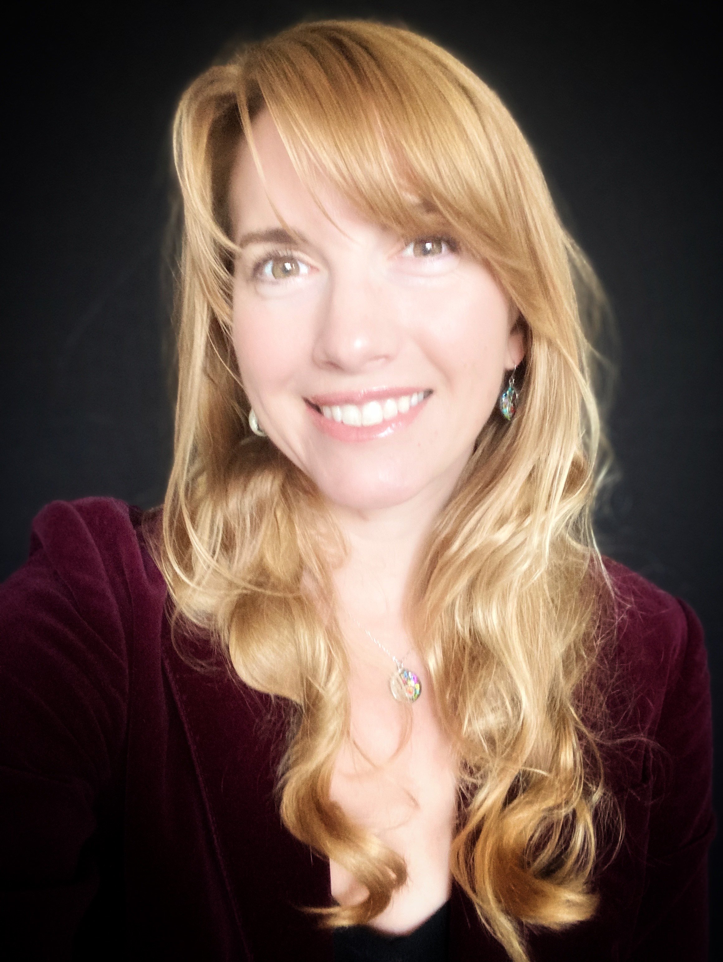 Katelyn Redwood, CHt, Certified Hypnotherapist in Los Angeles