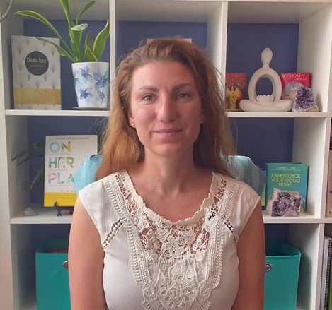 Soul Body Healer, Effie Mitskopoulos, MSW, RSW, Hypnotist in Barrie